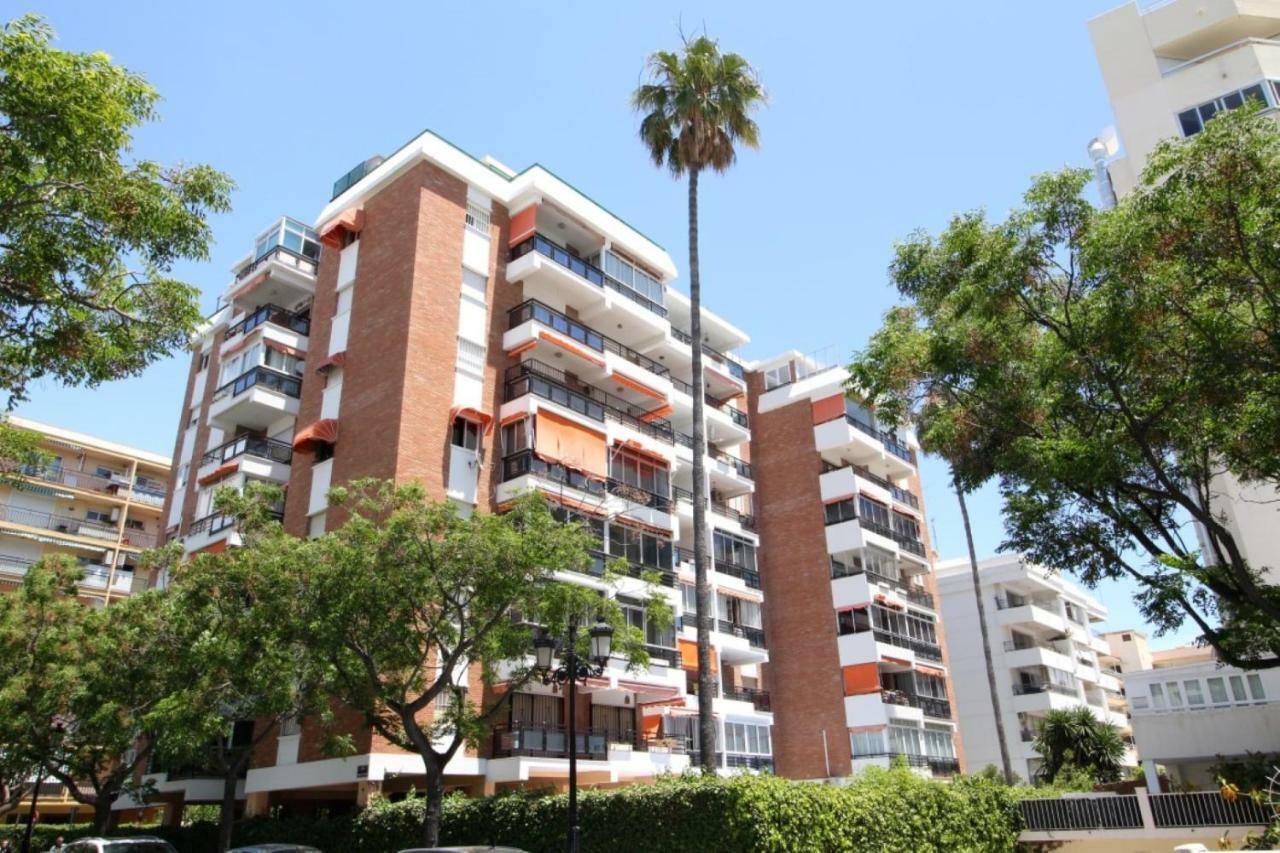 מארבלה Apartamento Playa Fontanilla מראה חיצוני תמונה